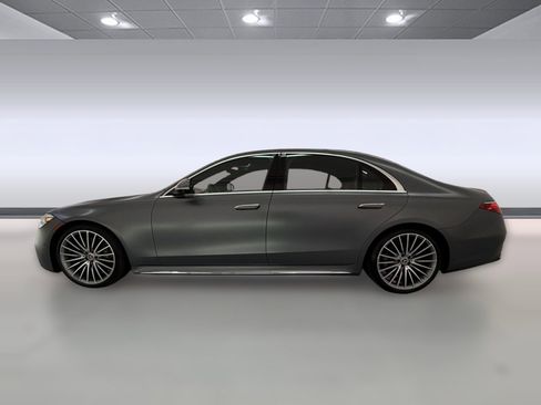 Certified 2023 Mercedes-Benz S 500 4MATIC image 2