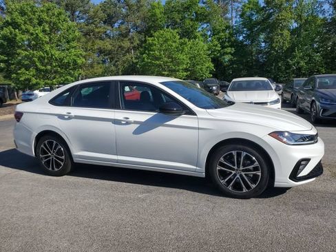 New 2026 Volkswagen Jetta Sport FWD image 3