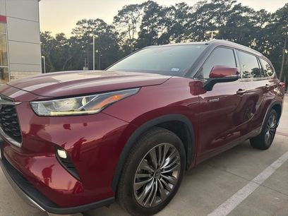 Used 2021 Toyota Highlander Platinum