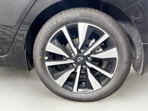 New 2025 Nissan Sentra SV w/ SV Premium Package image 31