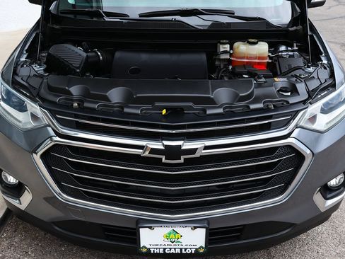 Used 2021 Chevrolet Traverse LT FWD image 60