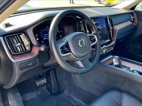 Used 2023 Volvo XC60 B5 Plus w/ Climate Package image 17