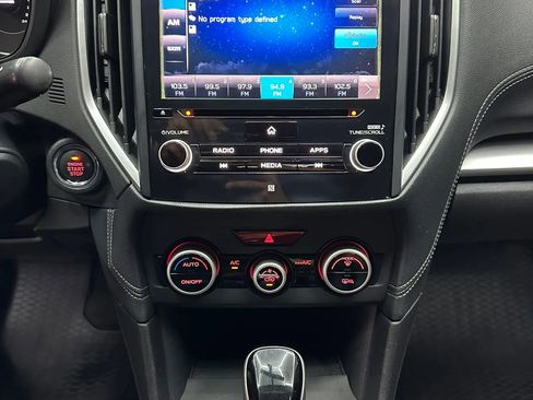 Used 2017 Subaru Impreza 2.0i Limited image 19