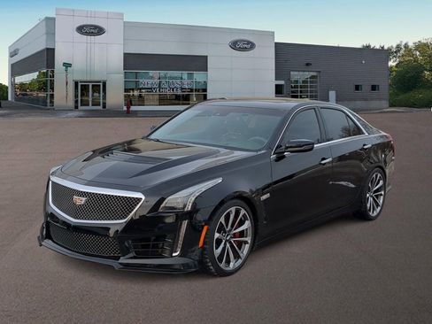 Used 2016 Cadillac CTS V w/ Luxury Package image 5