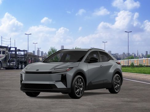 New 2026 Toyota C-HR image 1