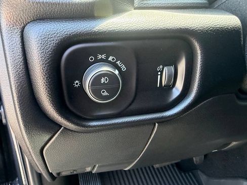 New 2026 RAM 3500 Big Horn AWD/4WD image 31