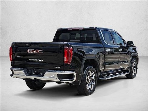 Used 2023 GMC Sierra 1500 SLT RWD image 5