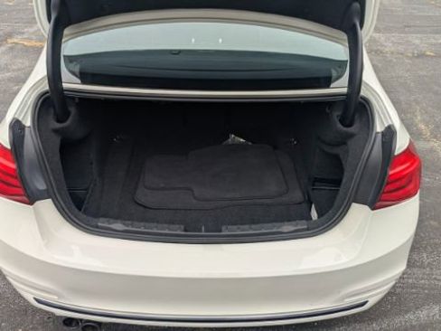 Used 2018 BMW 330i xDrive Sedan AWD/4WD image 13