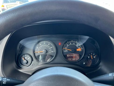 Used 2015 Jeep Patriot Sport w/ Power Value Group image 22