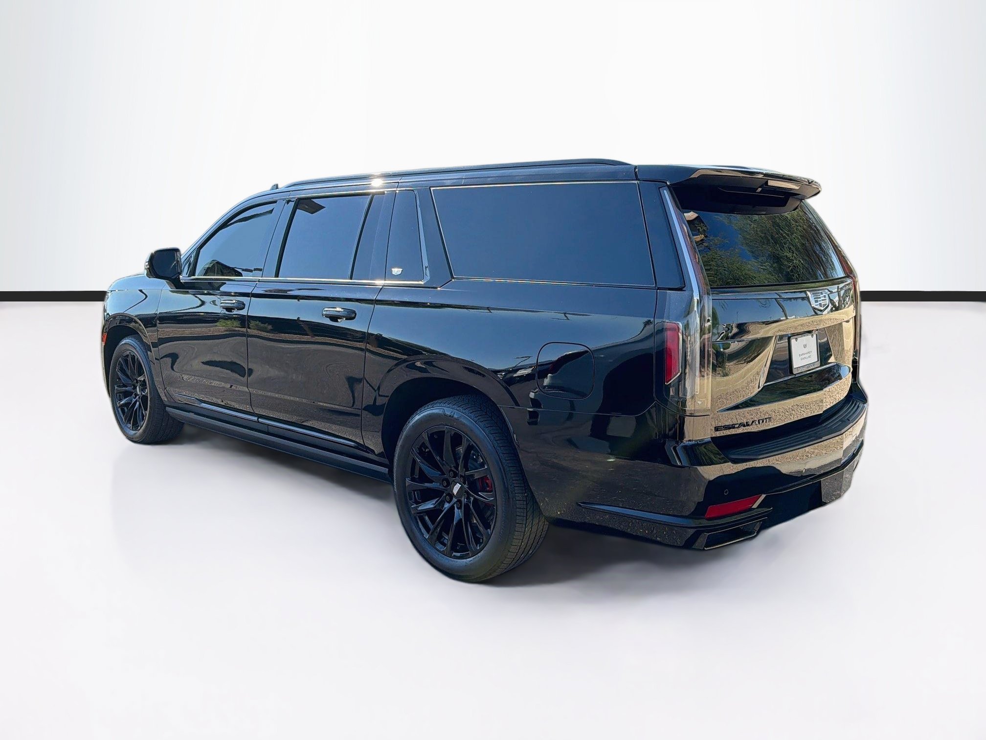 Certified 2023 Cadillac Escalade ESV Sport Platinum w/ LPO, ONYX Package AWD/4WD image 7