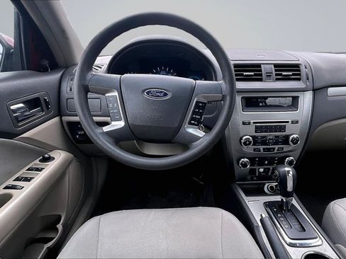 Used 2011 Ford Fusion SE w/ 201A Rapid Spec Order Code FWD image 5