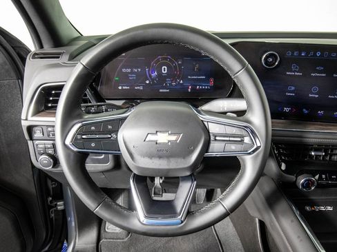 Used 2025 Chevrolet Tahoe LT image 19