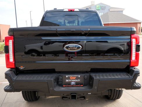 New 2026 Ford F250 Lariat w/ Black Appearance Package AWD/4WD image 5