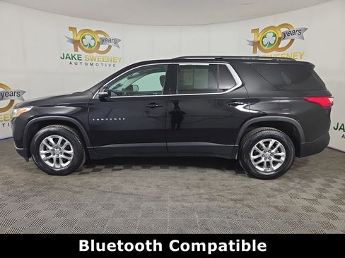 Used 2021 Chevrolet Traverse LT image 4