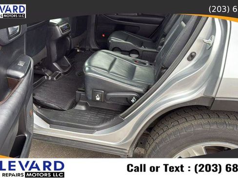 Used 2016 Toyota Highlander Limited image 31