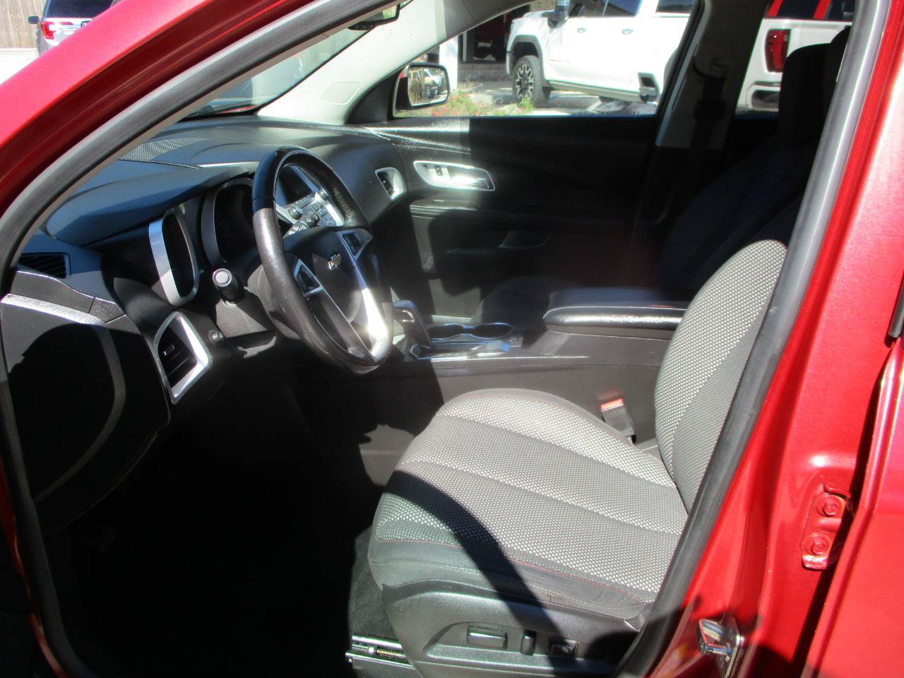 Used 2015 Chevrolet Equinox LT w/ Driver Convenience Package FWD image 14