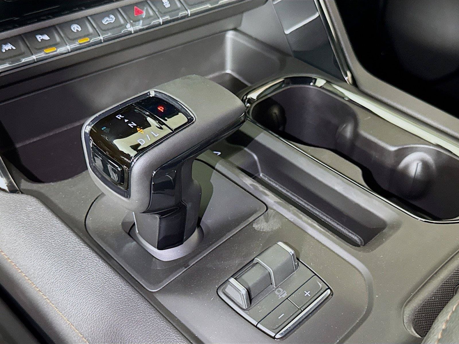 New 2026 GMC Sierra 1500 AT4 w/ AT4 Premium Package AWD/4WD image 11