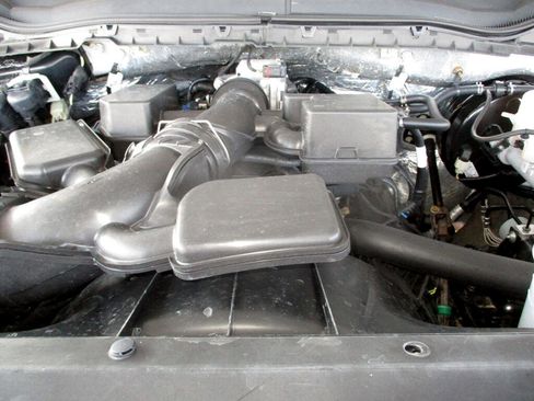 Used 2020 Ford F350 XL w/ Power Equipment Group image 24