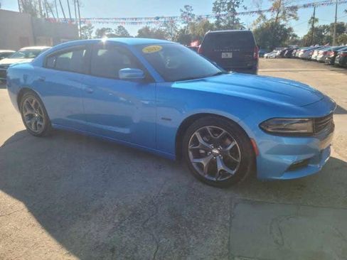 Used 2015 Dodge Charger R/T image 3