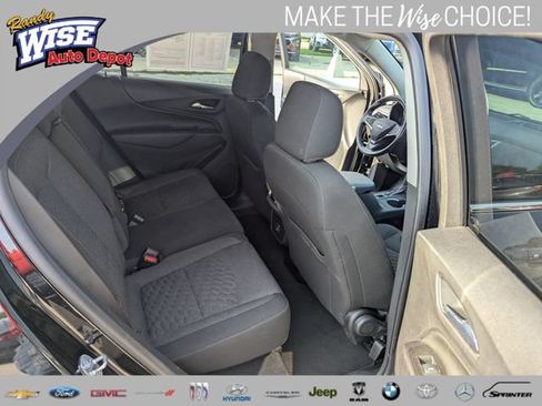 Used 2021 Chevrolet Equinox LT FWD image 19