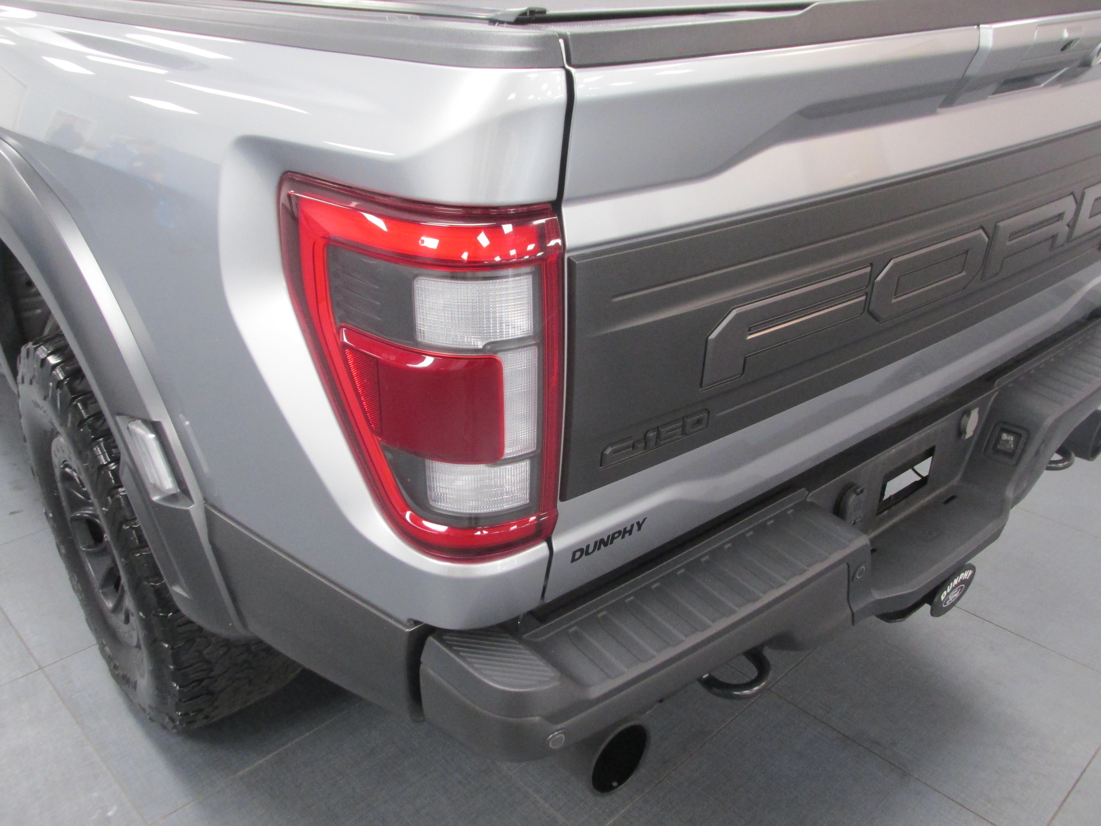 Used 2023 Ford F150 Raptor AWD/4WD image 10