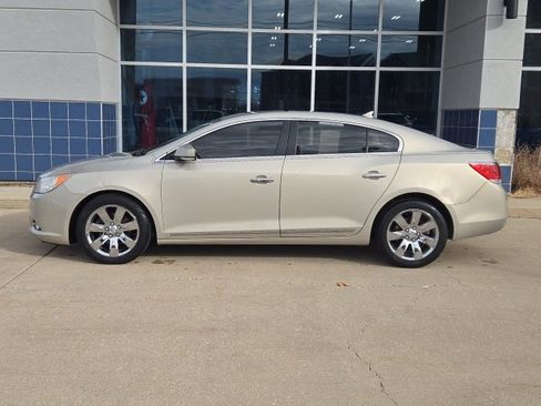 Used 2012 Buick LaCrosse Premium image 3