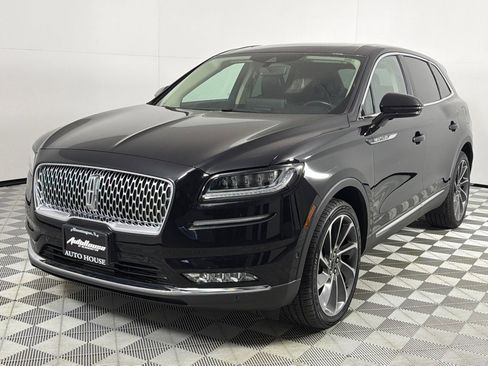 Used 2021 Lincoln Nautilus Reserve w/ Equipment Group 202A image 10