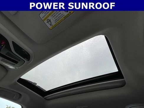 Used 2023 Subaru Outback Limited AWD/4WD image 2