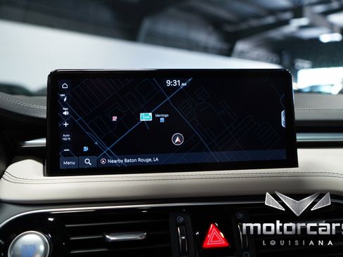 Used 2023 Genesis G70 2.0T w/ Sport Prestige Package image 38