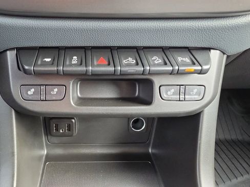 Certified 2022 Chevrolet Colorado Z71 AWD/4WD image 19