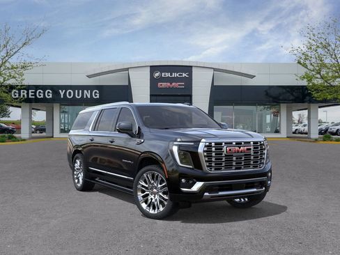 New 2025 GMC Yukon XL Denali w/ Sun & Power Step Package image 2