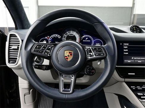 Certified 2023 Porsche Cayenne Turbo S image 8