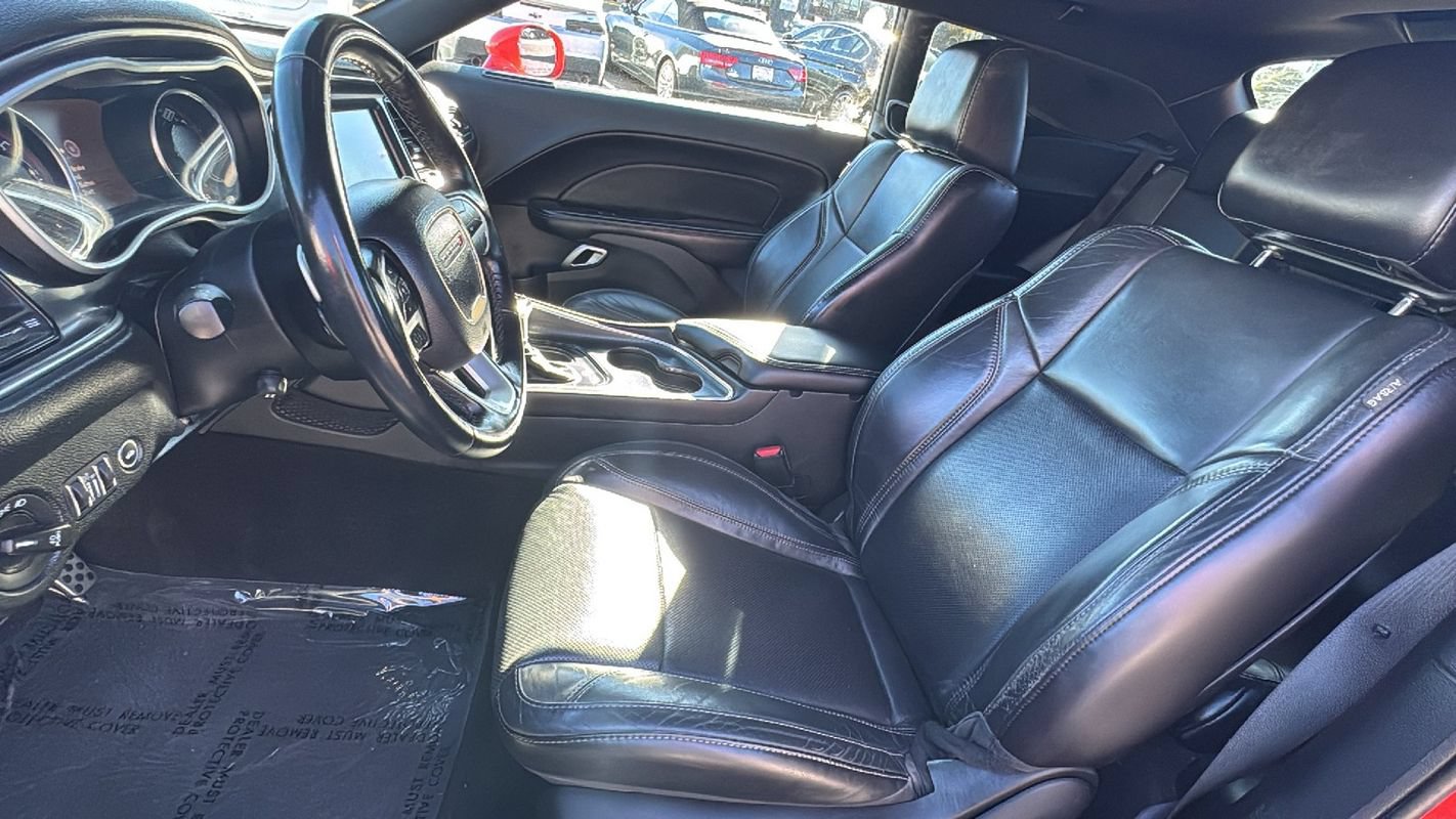Used 2018 Dodge Challenger GT w/ Driver Convenience Group AWD/4WD image 10