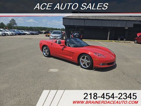 Used 2005 Chevrolet Corvette Convertible w/ Preferred Equipment Group image 2