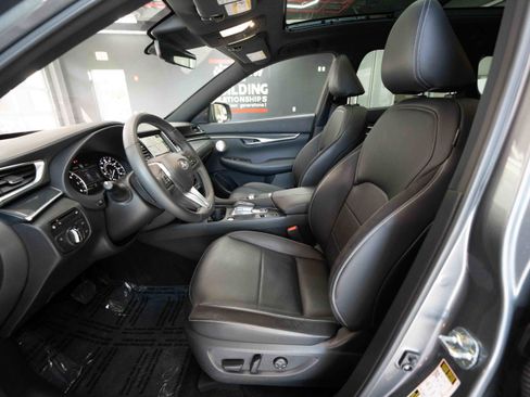 Used 2024 INFINITI QX50 Sport image 9