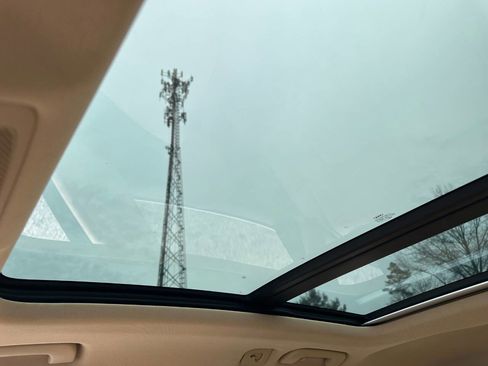 Used 2016 Audi A4 Premium Plus w/ Technology Package image 18