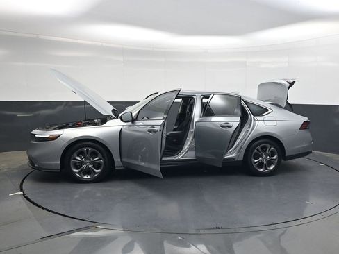 Used 2024 Honda Accord EX image 35