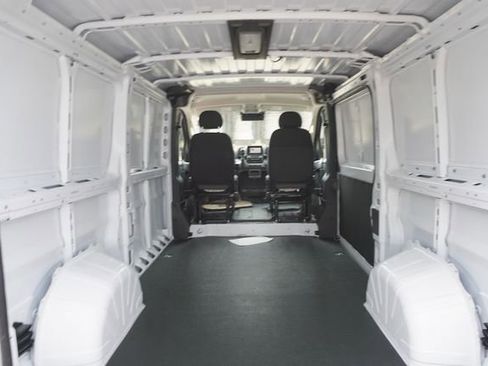 New 2025 RAM ProMaster 1500 w/ Convenience Group FWD image 12