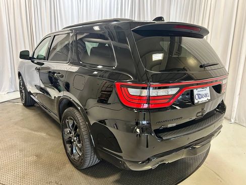 Used 2023 Dodge Durango GT AWD/4WD image 28