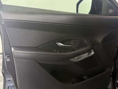 Used 2020 Jaguar E-PACE image 26