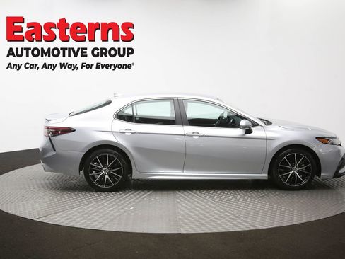 Used 2023 Toyota Camry SE image 41
