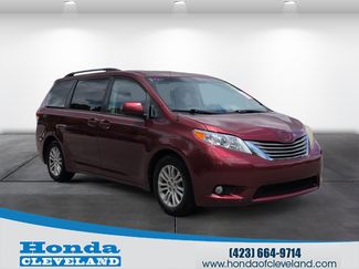 Used 2011 Toyota Sienna XLE w/ Entertainment Pkg FWD video 1