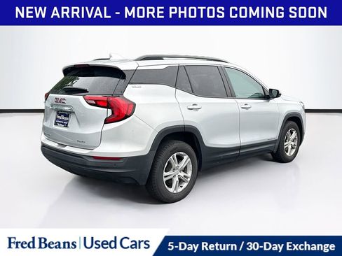 Used 2021 GMC Terrain SLE w/ Driver Convenience Package AWD/4WD image 8