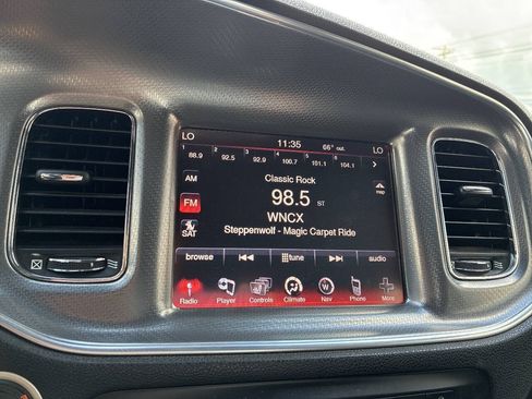 Used 2014 Dodge Charger SXT AWD/4WD image 23