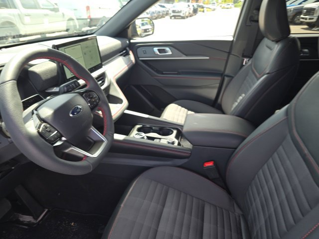 Used 2026 Ford Explorer ST-Line w/ Premium Package RWD image 10