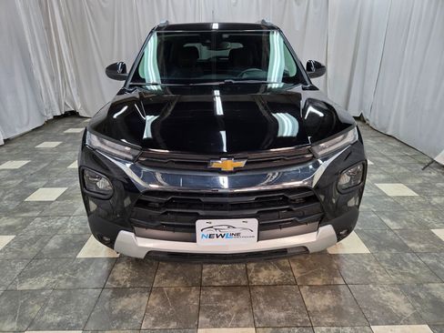 Used 2021 Chevrolet TrailBlazer LT w/ Convenience Package image 3