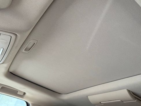 Used 2020 GMC Yukon XL SLT w/ Premium Edition image 36