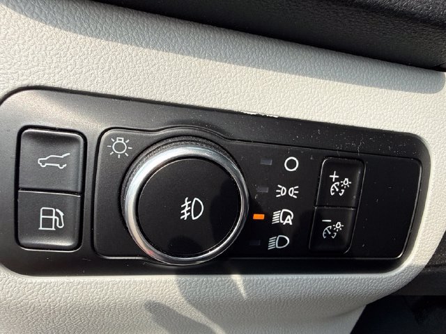 Used 2024 Ford Escape Platinum w/ Premium Technology Package AWD/4WD image 16