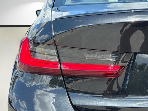 New 2026 BMW 330i Sedan w/ M Sport Package RWD image 10