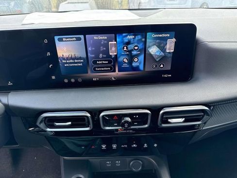 New 2026 Nissan Sentra SV w/ Floor Mat Package FWD image 27